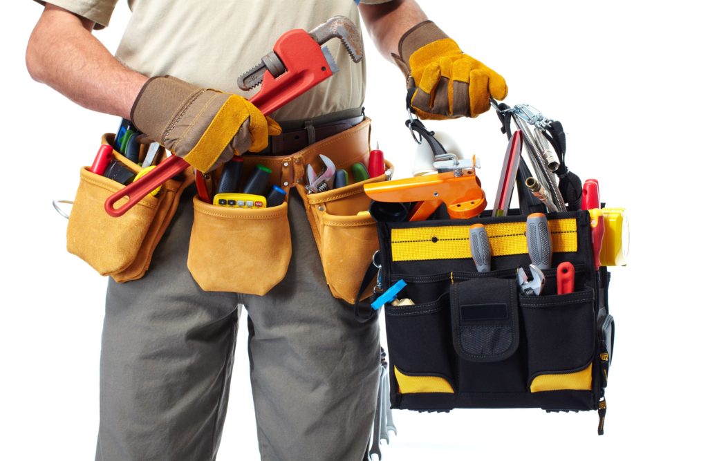 Handyman Service – Should I Hire Them for Repairs?